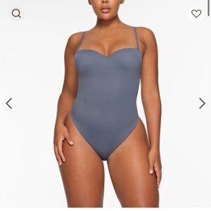 Skims contour lift bodysuit